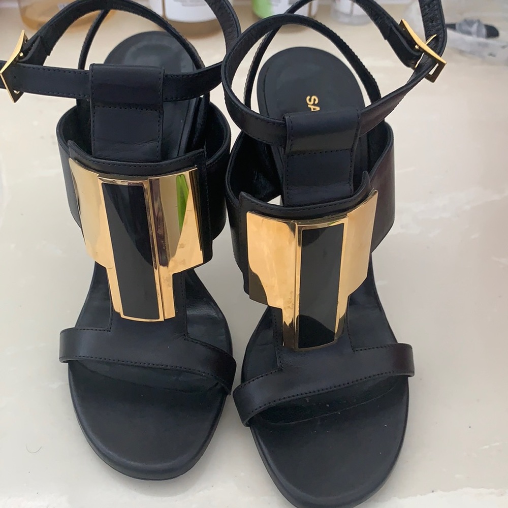 YSL excellent condition size 5